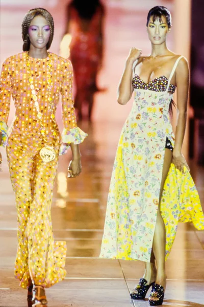 Look 94
